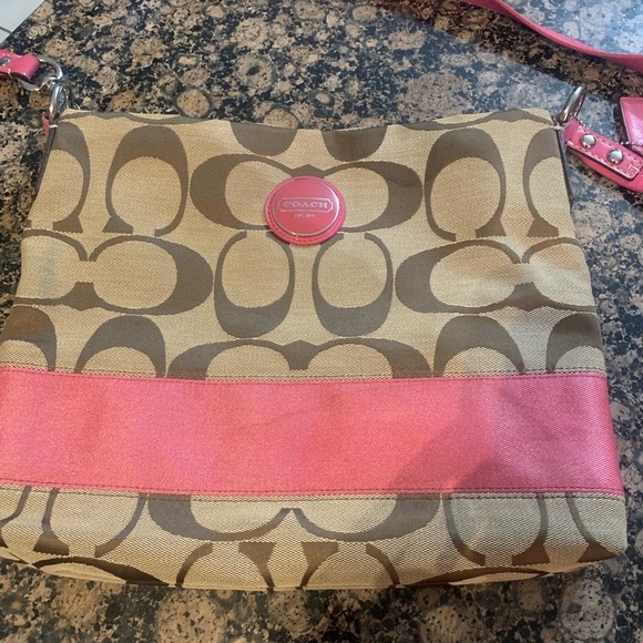 Coach Handbags - Vintage Coach Brown and Pink Signature Shoulder Bag preowned